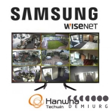 Монитор Samsung SMT-4933 с диагональю 49 дюймов.
